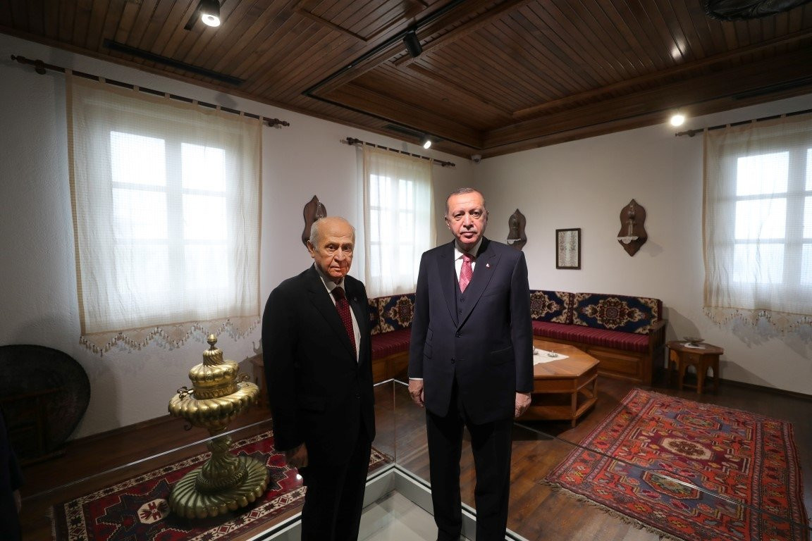Erdoğan ve Bahçeli, Demokrasi ve Özgürlükler Adası'nı gezdi