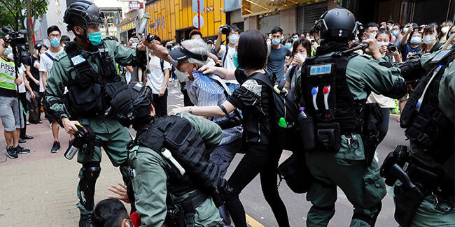 Çin'de sokakları karıştıran yasa kabul edildi