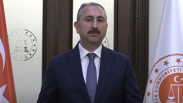 Adliyelerde yeni dönem! Bakan Gül tedbirleri açıkladı
