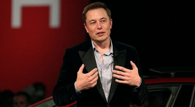 2 yıldır maaş almayan Elon Musk'a çılgın ikramiye