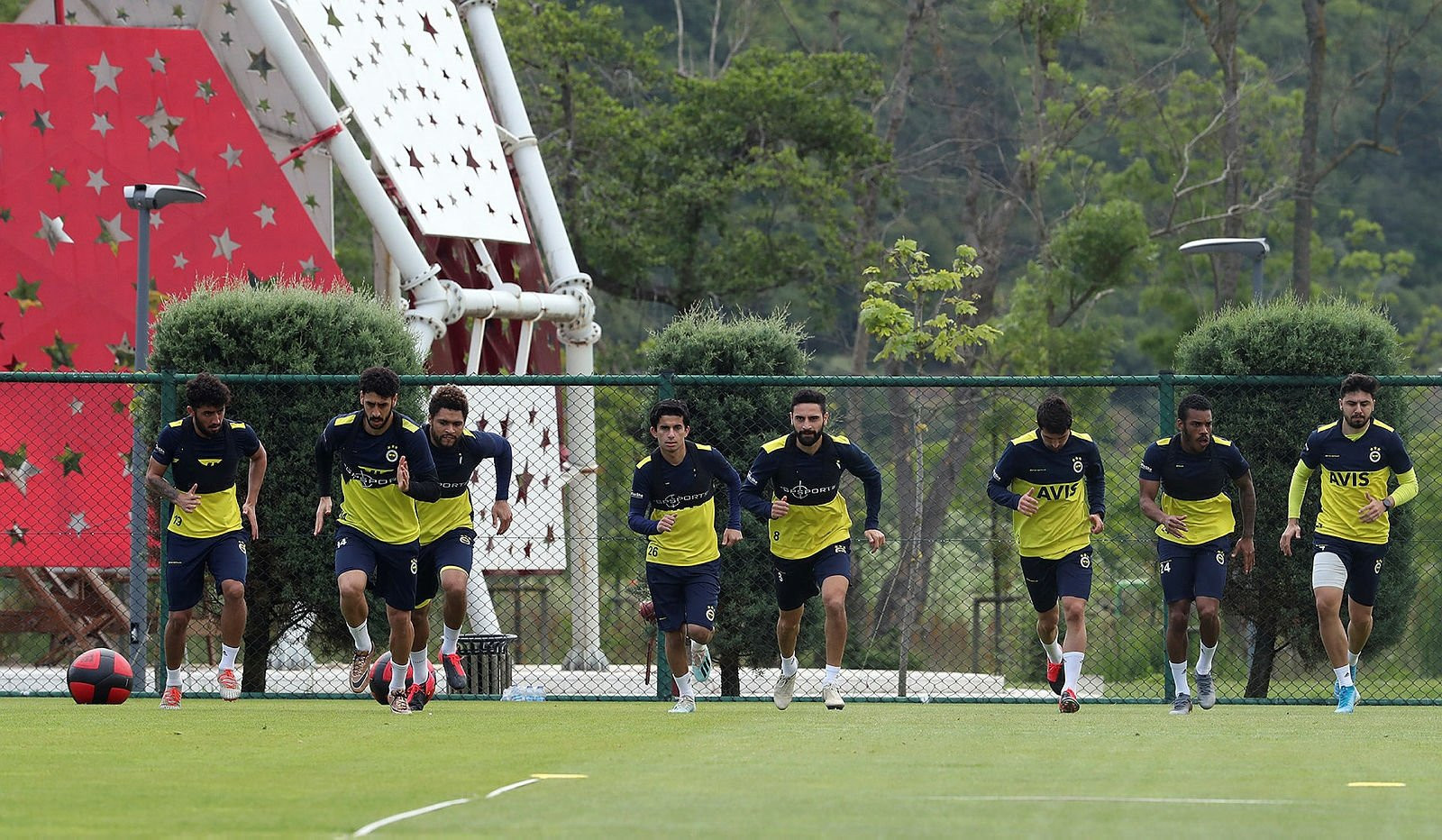 Fenerbahçe bombayı patlatıyor