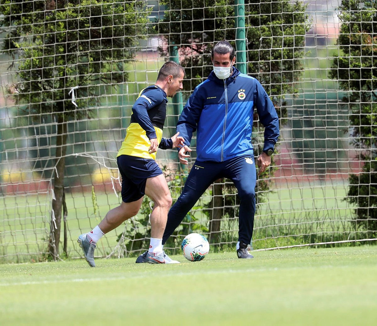 Fenerbahçe bombayı patlatıyor