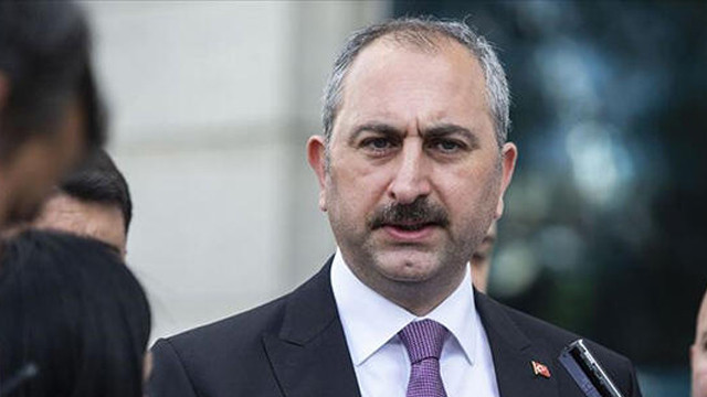 Adalet Bakanı Gül'den Hrant Dink Vakfın'ın tehdit edilmesine sert tepki
