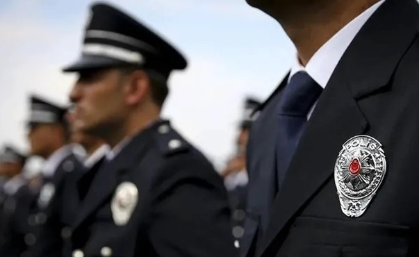Polis okullarında eğitimler 1 ay daha durduruldu!