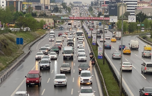 İstanbul'da akılalmaz trafik! 