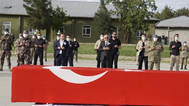 Siirt şehidi Piyade Uzman Onbaşı Gündeş için askeri tören