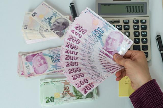 Bankada parası olanlar ''mevduat faizlerine'' dikkat!