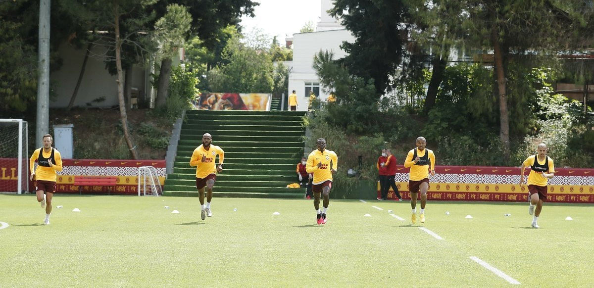 İşte Galatasaray'da indirim sonrası yeni maaşlar...