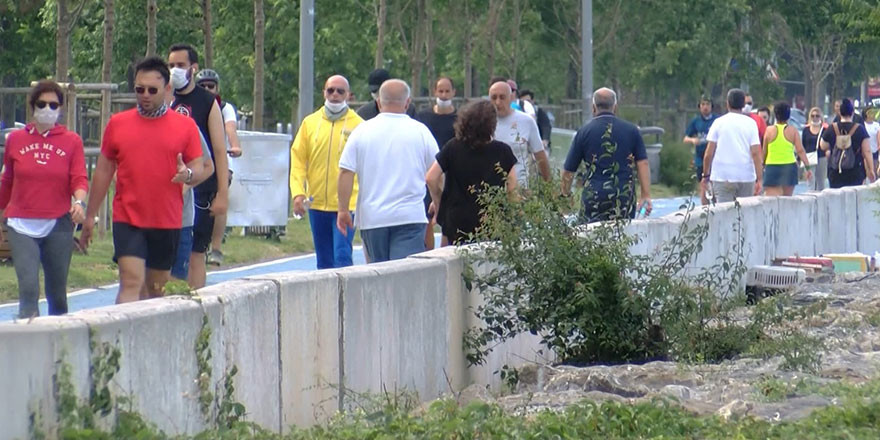 Istanbul Da Korkutan Normallesme Bu Fotograf Bugun Cekildi 3 Sayfa