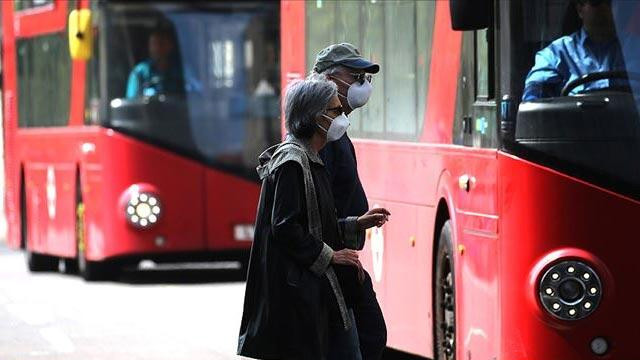 İngiltere normalleşiyor!  Perakende dükkanları açıldı