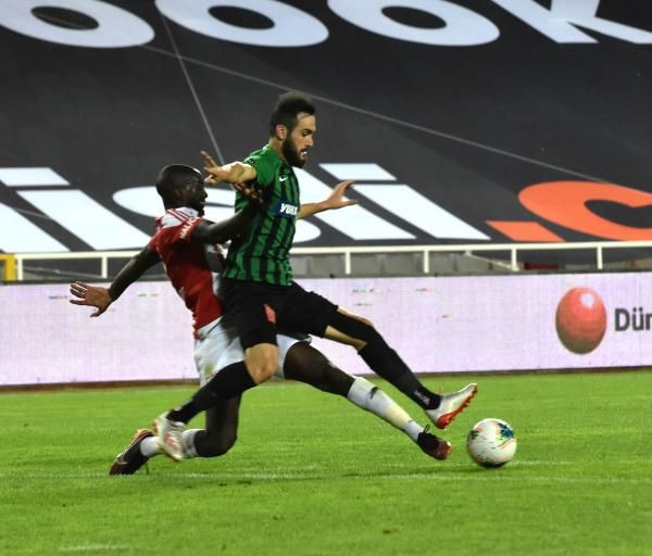 Sivasspor 3 puanı tek golle aldı