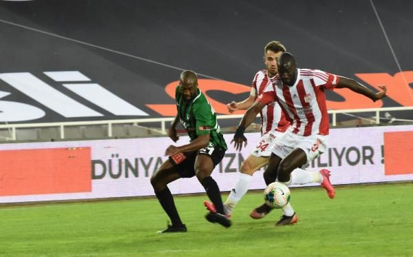 Sivasspor 3 puanı tek golle aldı