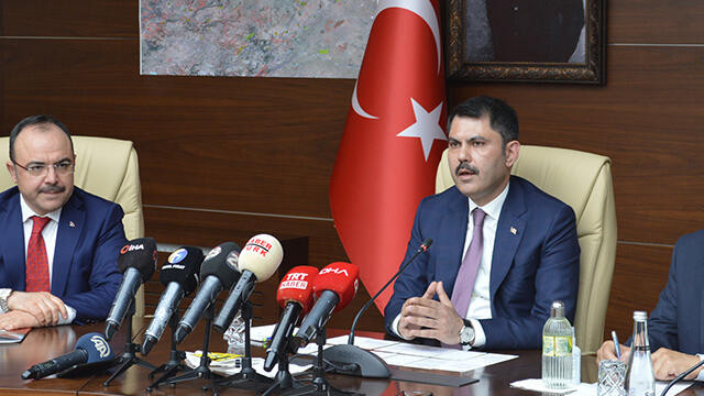 Bakan Kurum'dan ''Bingöl depremi'' açıklaması