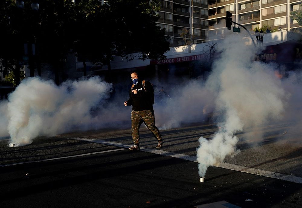 ABD'deki protestolarda 7'inci gün: Yağmacılar dükkanları talan etti