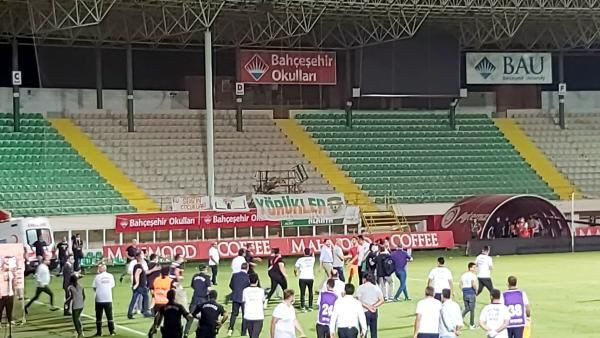 Alanyaspor - Trabzonspor maçı sonrası ortalık karıştı