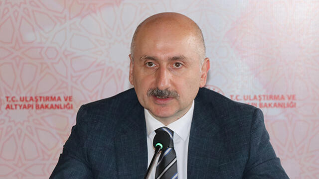 Bakan Karaismailoğlu: ''Salgın sürecinde hiçbir şantiyemiz kapanmadı''