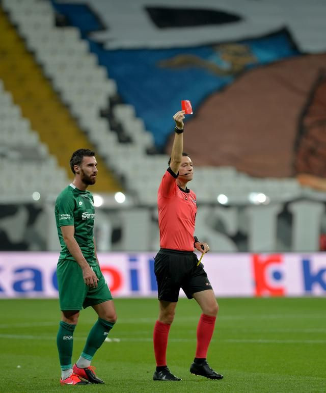 Beşiktaş Konyaspor'u 3-0 yendi!
