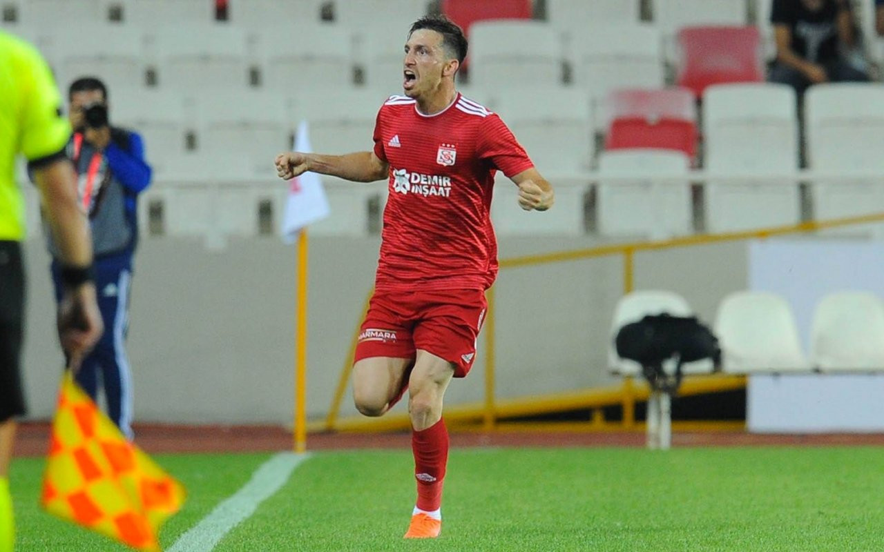 Transferde Emre Belözoğlu gerçeği