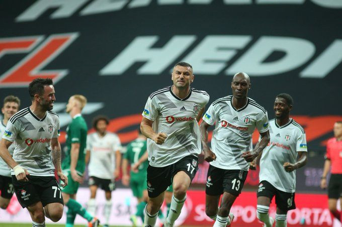 Gecenin yıldızı Burak Yılmaz oldu