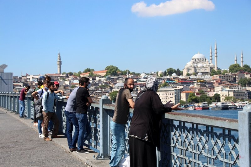 Galata Köprüsü'nde ceset izleme yoğunluğu