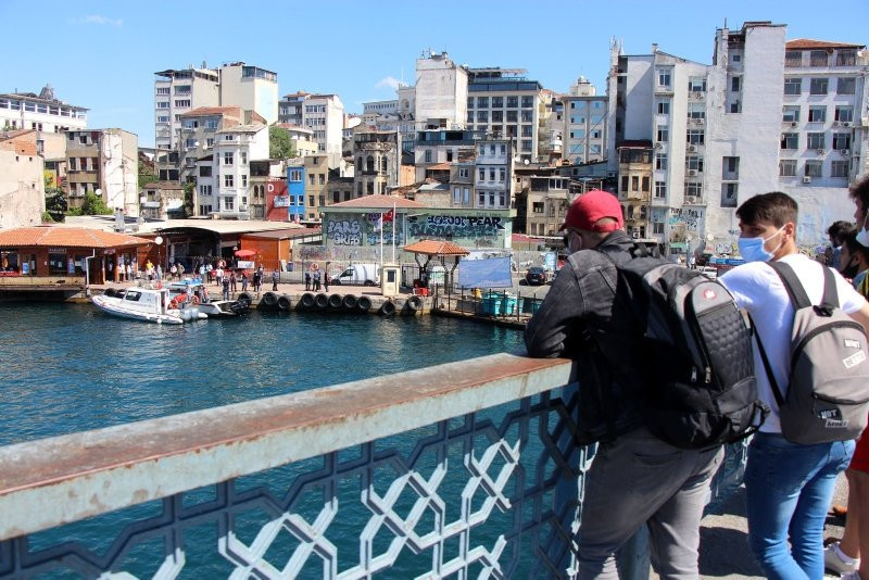 Galata Köprüsü'nde ceset izleme yoğunluğu