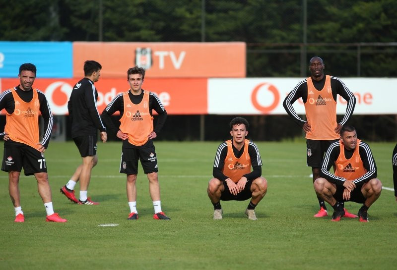 Beşiktaş'a Hollanda'dan iki yıldız birden!