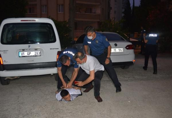 'Çay bayat' deyip, öğretmene kurşun yağdırdılar: 1 yaralı