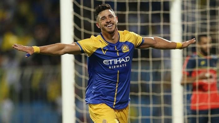 Galatasaray Fenerbahçe'nin eski yıldızını getiriyor