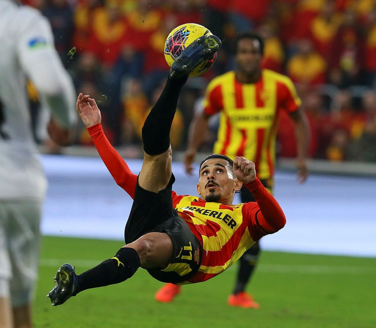 Beşiktaş milli yıldızı gözüne kestirdi! Sergen Yalçın...