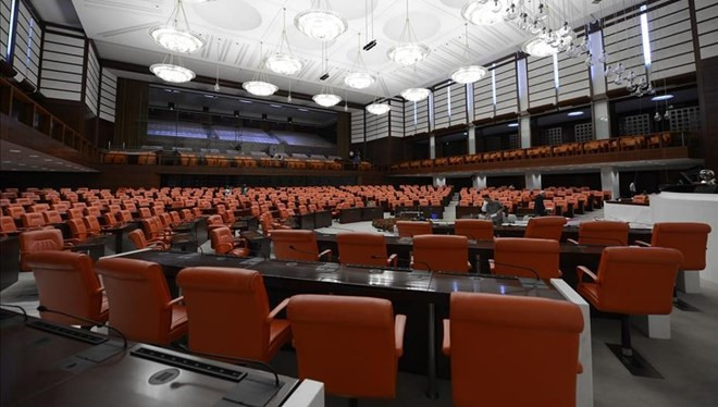 İkinci yargı paketi komisyondan geçti