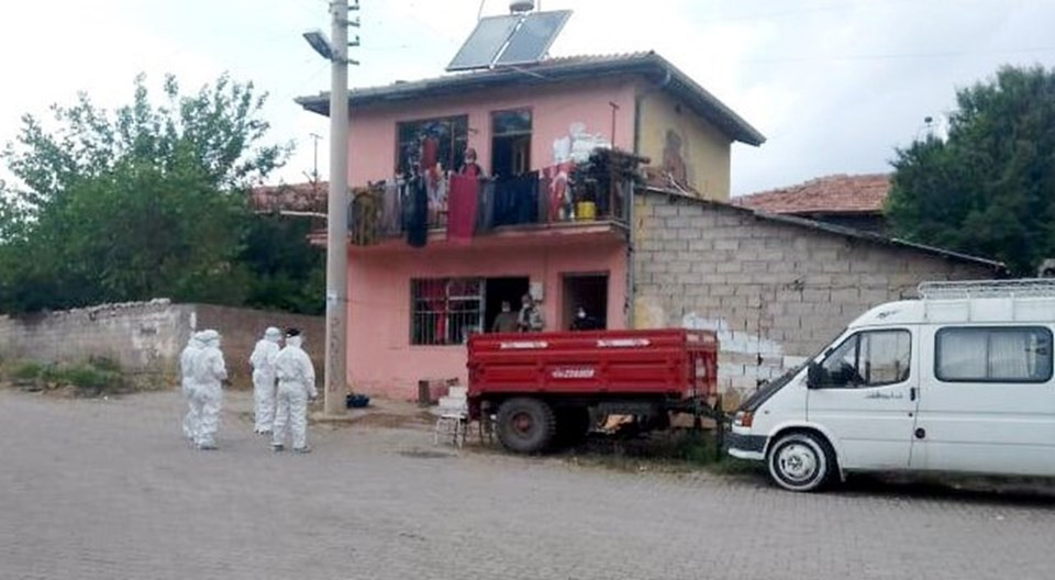 Süleyman Demirel'in köyüne karantina