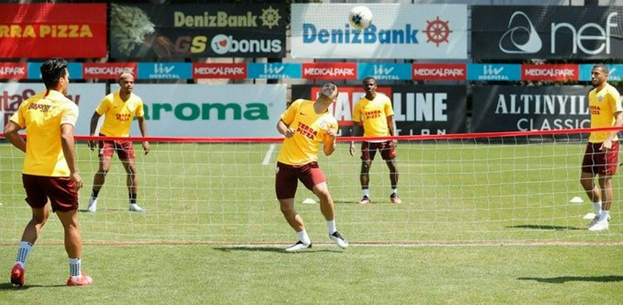 Galatasaray için müthiş iddia! Çalhanoğlu geliyor