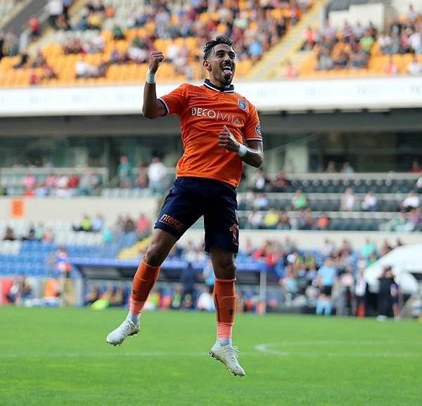 Emre Belözoğlu Süper Lig'in yıldızı için devrede