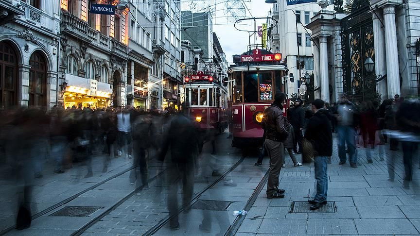 Ünlü profesörü isyan ettiren görüntü
