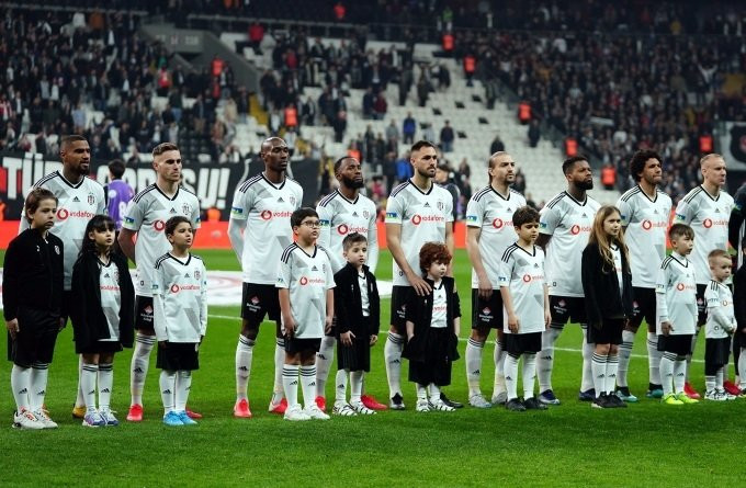 Beşiktaş'ta deprem! Oyuncular o teklifi reddetti