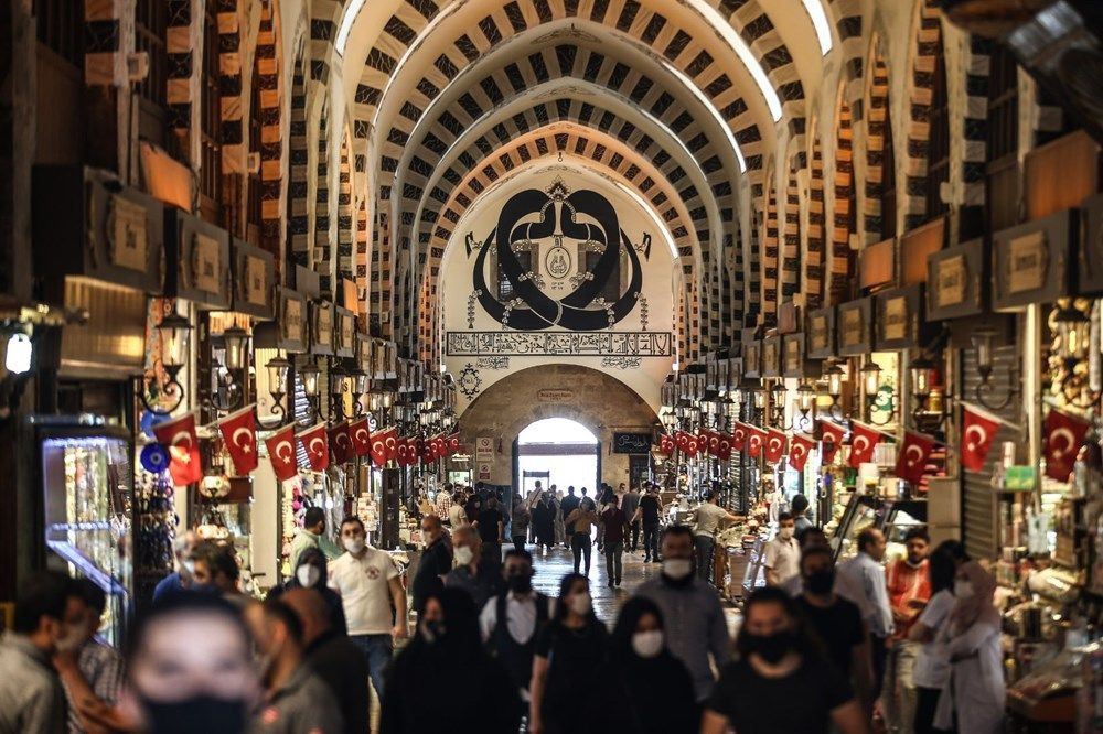 8 hafta sonra yasaksız ilk hafta sonu: Vatandaş kendini sokağa attı