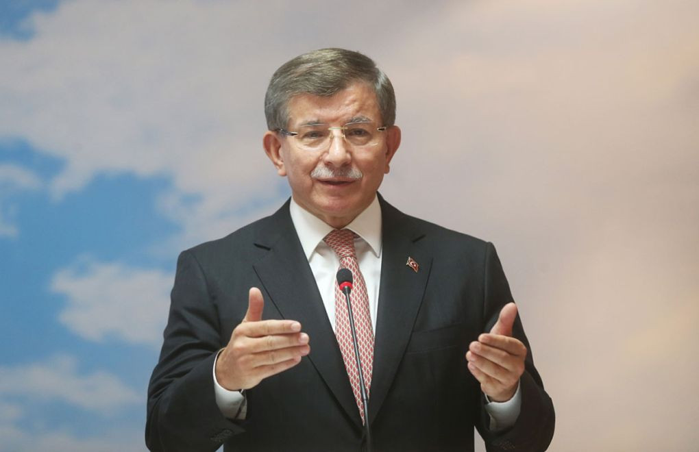 Davutoğlu'ndan Erdoğan'a yasak eleştirisi: Yönetim krizi var