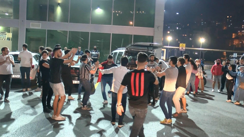 Bilim Kurulu Üyesi o soruya yanıt verdi: Vaka sayıları artacak mı?