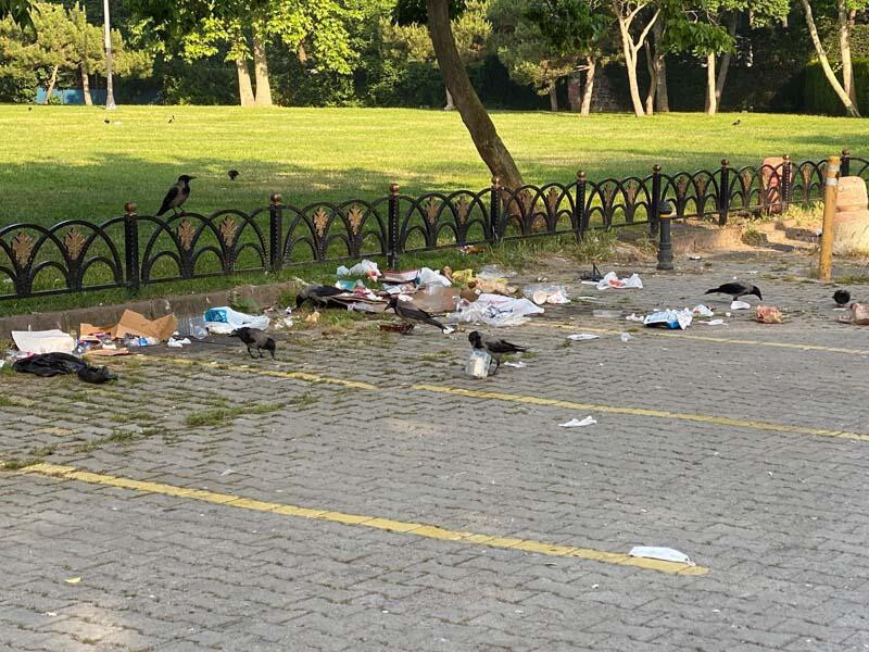 Caddebostan Sahili'nde utanç verici görüntüler