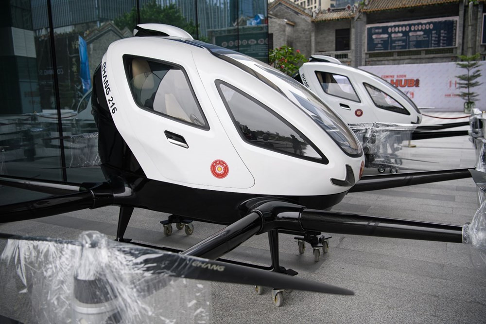Yolcu taşıyabilen dronelar uçuşa hazır!