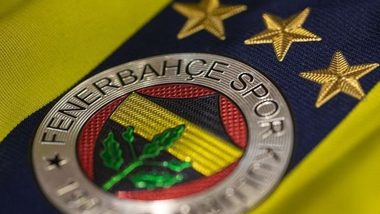 O isim açıkladı! "Fenerbahçe'nin başına geçmeye hazırım"