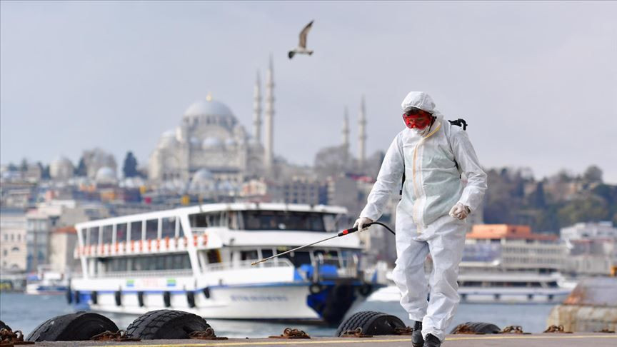 Korkutan açıklama: ''İyileşen hastalarda korona virüs devam ediyor''