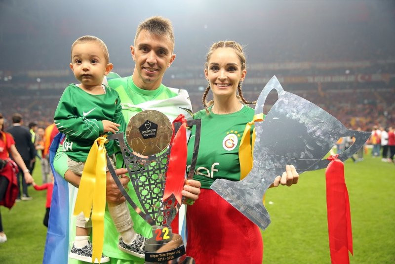 Galatasaray'ın yeni kalecisi kim olacak?