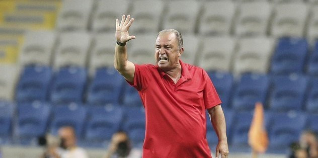 Galatasaray'ın yeni golcüsünü duyurdular!