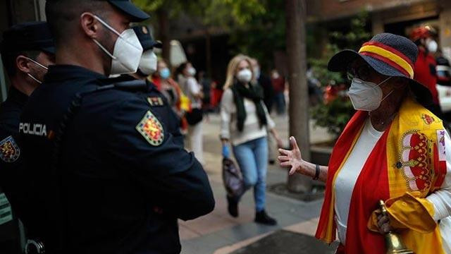 İspanya'da son 24 saatte koronavirüsten 8 kişi hayatını kaybetti