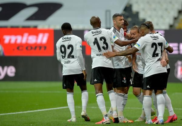 Beşiktaş 3 puanı son dakikada kurtardı
