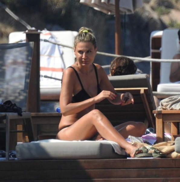 ''Tutunamayanlar'' Bodrum'a tutundu! Ekipçe yaz tatili...