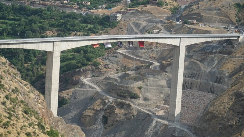Türkiye'nin en yüksek köprüsü açılıyor