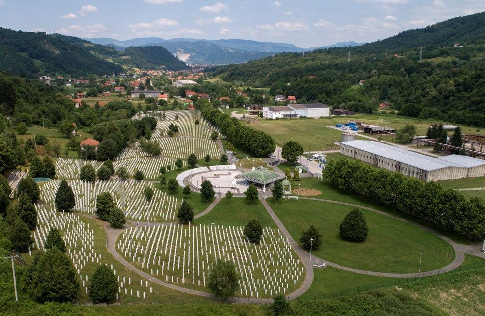 Srebrenitsa katliamının 25. yılı
