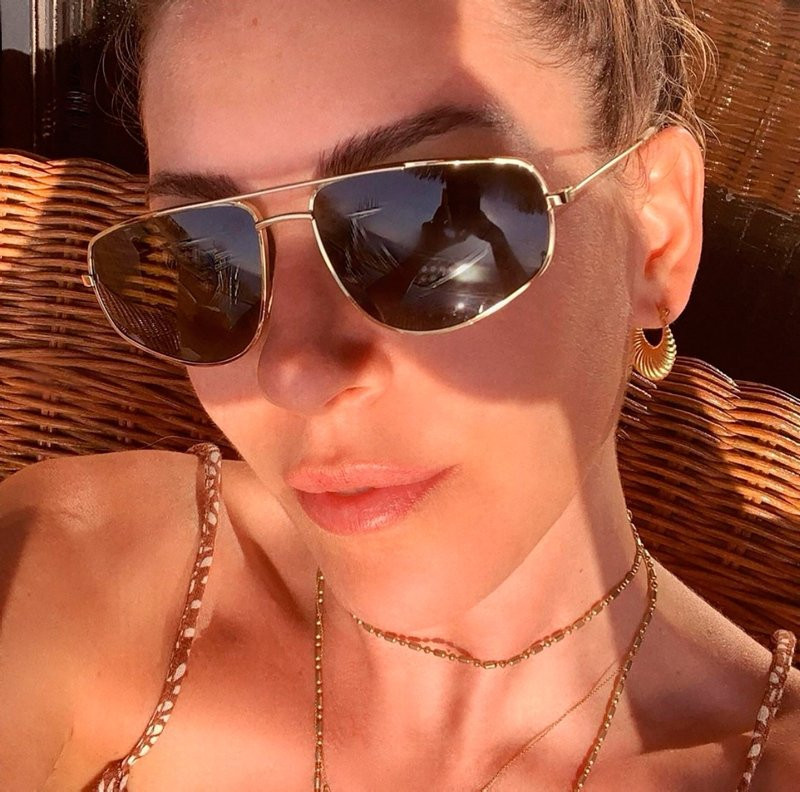 6 aylık hamile Sinem Kobal'ın fotoğrafına beğeni yağdı!